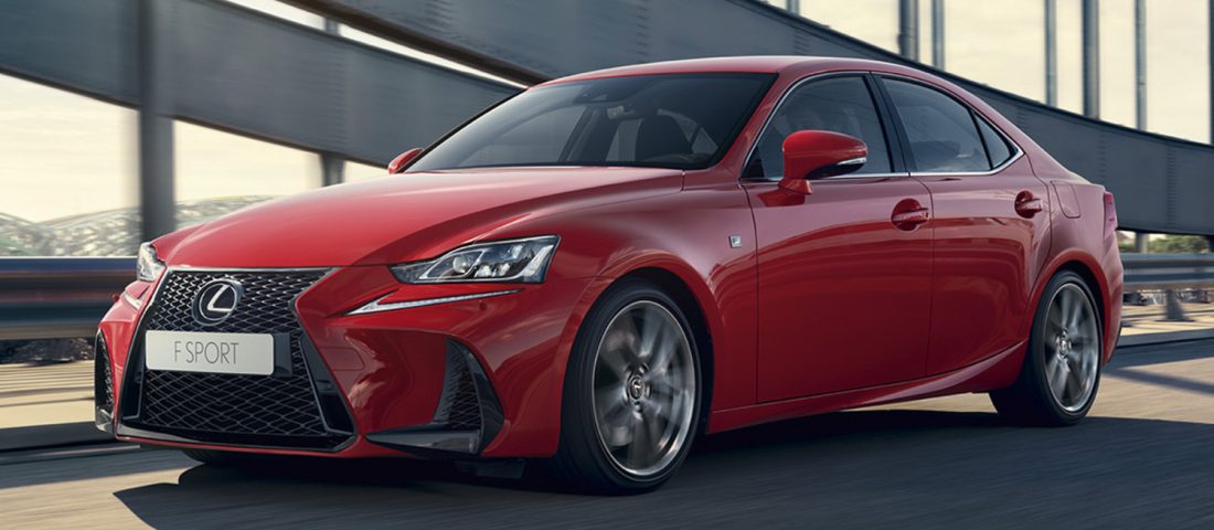 Nem látszik, de sokkal jobb lett a Lexus IS