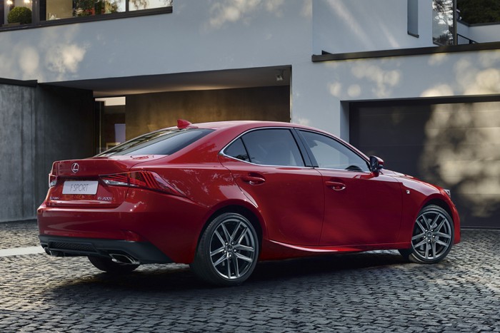 2017_Lexus_IS_200t_F_SPORT_06