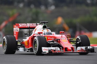F1: Vettel a harmadik helyre számított