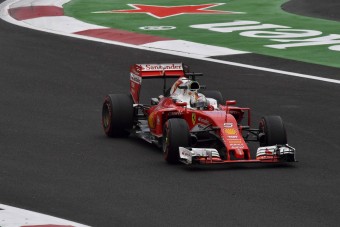 F1: Vettel a mexikóvárosi dugóban érezte magát
