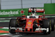 F1: Hamilton lazán nyert, Verstappen szemét volt 23