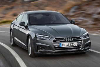 Hátsókerék-hajtásra vált az Audi