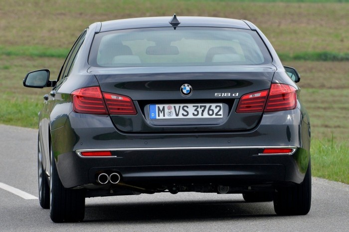 BMW-518d-2015-1600-24