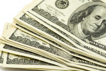 Apuci vitte melózni a szöszke bankrablót