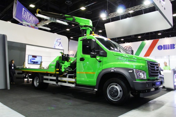 Gázos teherautókkal álltak elő az oroszok 1 | Vezess evakuator-gazon-next-cng_3