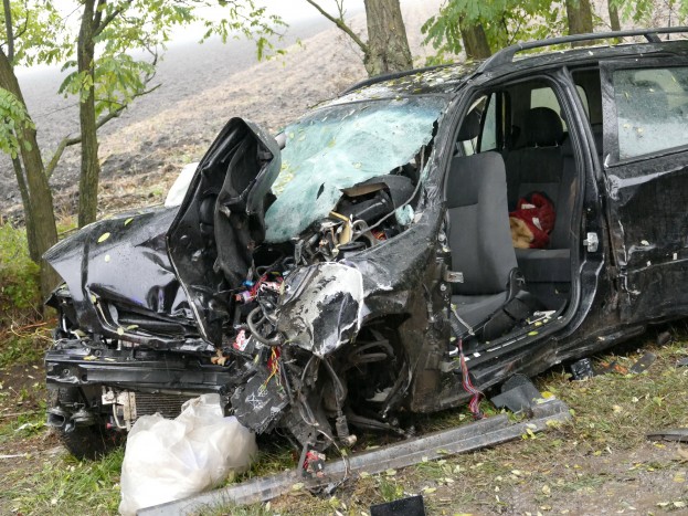Női focisták csapódtak fának Békés megyében
