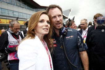 Jön az új Forma-1-es bébi