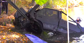 Folyóból húzták ki a 28 éve ellopott kocsit