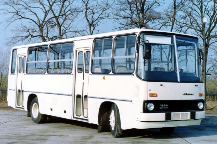 Nehéz terepviszonyokra tervezett Ikarusok 2 Az egyetlen Iveco-alvázas 259-es.
