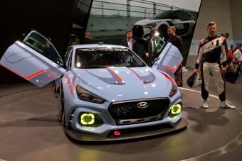 100 milliós játékszerek a legjobbaknak