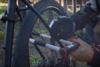 A lakat, amitől összehányja magát a tolvaj