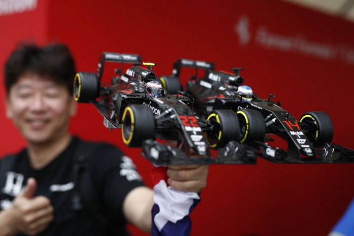mclaren_honda_pilotak_alons