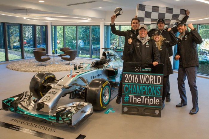 F1: Vasárnap óta áll a bál a Mercedesnél