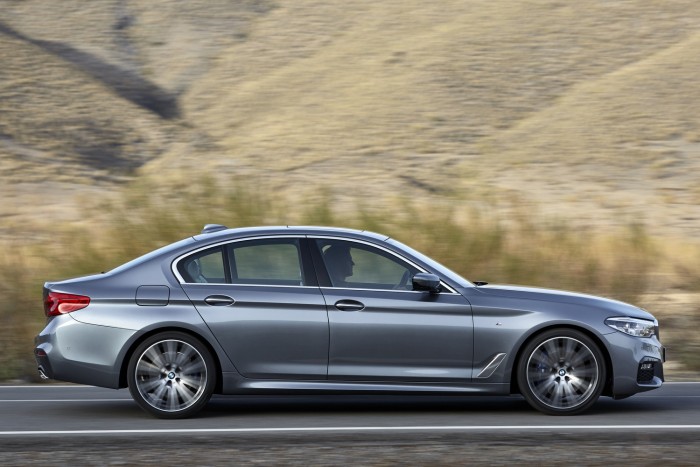 BMW 5 világpremier: amit nem tud, azt autónak nem is kell tudnia 54 P90237235-highRes