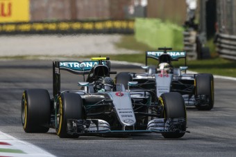 F1: Rosberg nem játszhat biztonsági játékot