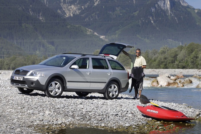 Top 10: A terepes kombi mindig menő 13 | Vezess Skoda-Octavia_Scout-2007-1280-07
