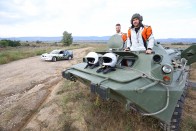 Páncélozott harcjármű a Subaru ellen 15 Páncélozott harcjármű a Subaru ellen 15