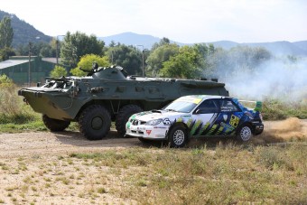 Páncélozott harcjármű a Subaru ellen
