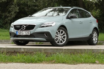 Vaddisznó skandináv módra: Volvo V40 CC