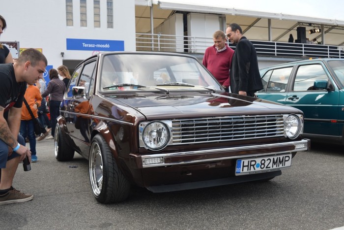 Bogarak és Bullik szállták meg a Hungaroringet 4 Ez volt a találkozó talán legszebb oldtimer Golfja.