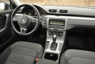 Használt autó: Volkswagen Passat B7 TDI vs. Renault Laguna III dCi 33