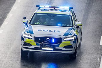 Luxuskombival tolják a svéd rendőrök