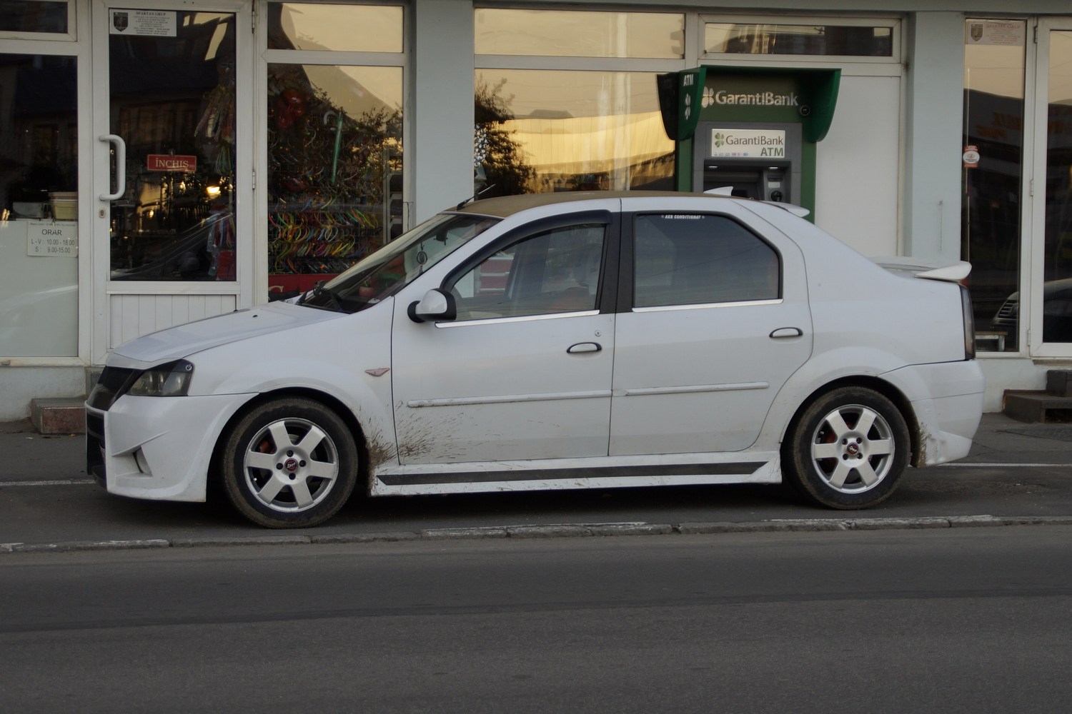 A Dacia 50 árnyalata 67