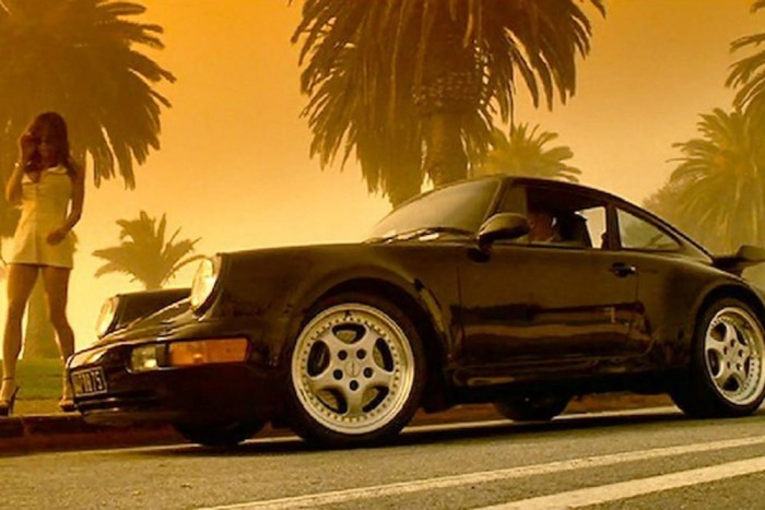 A gazdag zsaruk saját autóval járnak 10