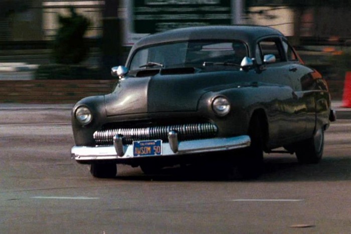 A gazdag zsaruk saját autóval járnak 14