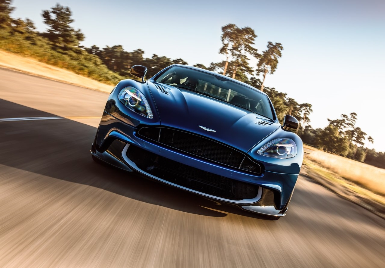 Tovább finomította az Aston Martin a Vanquish-t 5