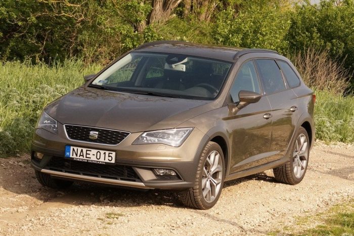 Javult vagy romlott a modern autók fogyasztása? 2 180 lóerős, benzines, összkerekes, automatikus váltós kombi létére a SEAT Leon X-Perience lendületes autópályás tempóval beérte 8,2 literrel 100 kilométerre