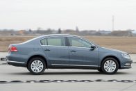 Használt autó: Volkswagen Passat B7 TDI vs. Renault Laguna III dCi 37