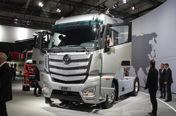 Német-kínai fejlesztésű nyergesvontatót díjaztak