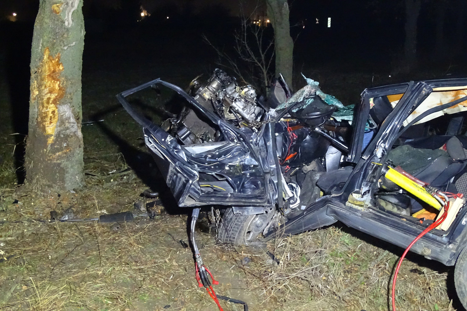 DONKA20161126114 | Vezess | Vezess