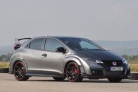 Közös teszt: BMW M2, Ford Focus RS, Honda Civic Type R 133