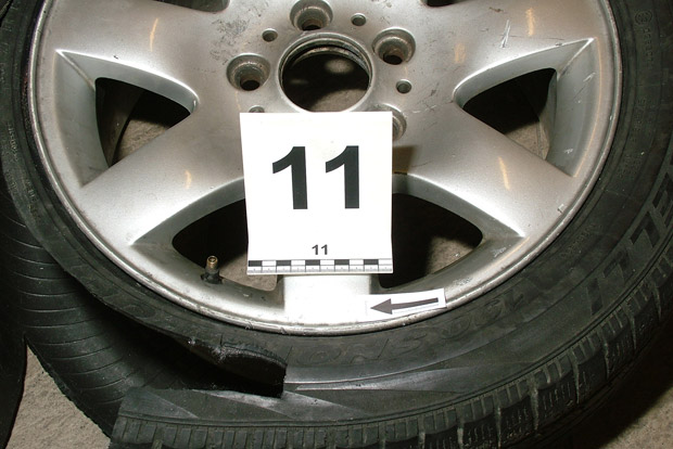Még a pótkerékben is drogot találtak a zsaruk