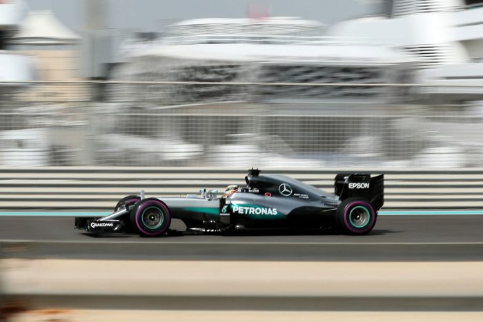 F1: Hamiltoné az első menet