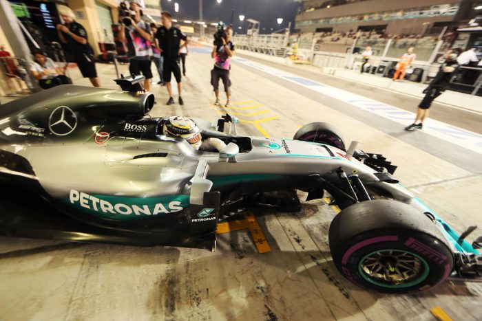 Forma-1: Kettő-null Hamiltonnak