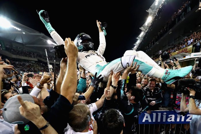 F1: Rosberg máris kétszeres világbajnok