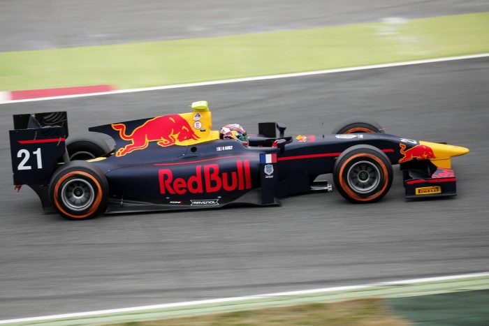 F1: A GP2-ben vágta el magát a Red Bull-ifjonc
