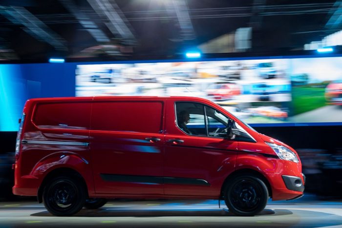 Vagány változatokkal bővül a Transit kínálata