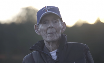 Sose találod ki milyen álomautót vett magának a 97 éves öregúr