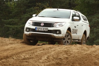 Az igazi mindenes terepre: 4x4-es pickup