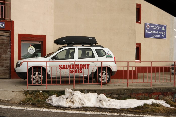 Ceausescu jó ötlete és a Dacia 2 A hegyi-mentők is Dusterrel járnak