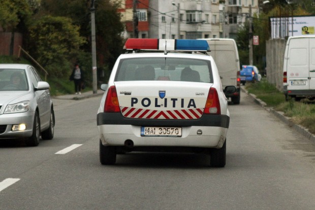Autóval Romániában: mire készüljön, aki arra indul? 6 A trafit jó előre jelzik a szembejövők