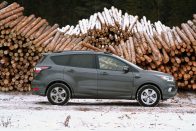 Okosabb, kényelmesebb: Ford Kuga 2016 36