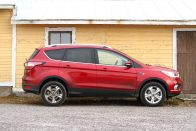 Okosabb, kényelmesebb: Ford Kuga 2016 55