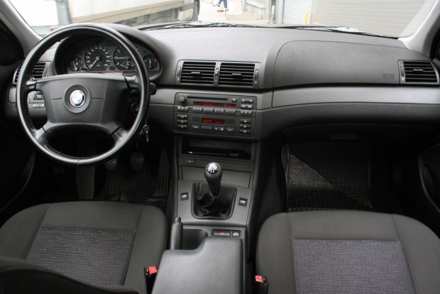 Használt autó: egy Toyotának is vannak hibái 2 Lényegesen többféle extrát kínált a BMW, mint a Toyota
