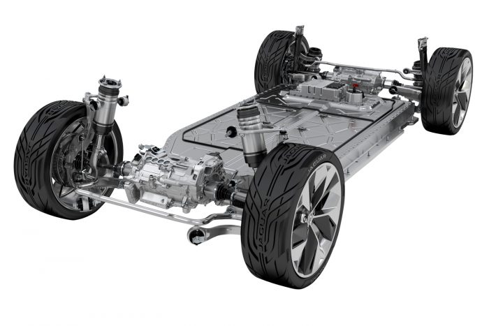 Elektromos crossoverrel virít a Jaguar 71