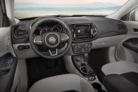 Jeep Compass: Renegade, nagyobbaknak 63